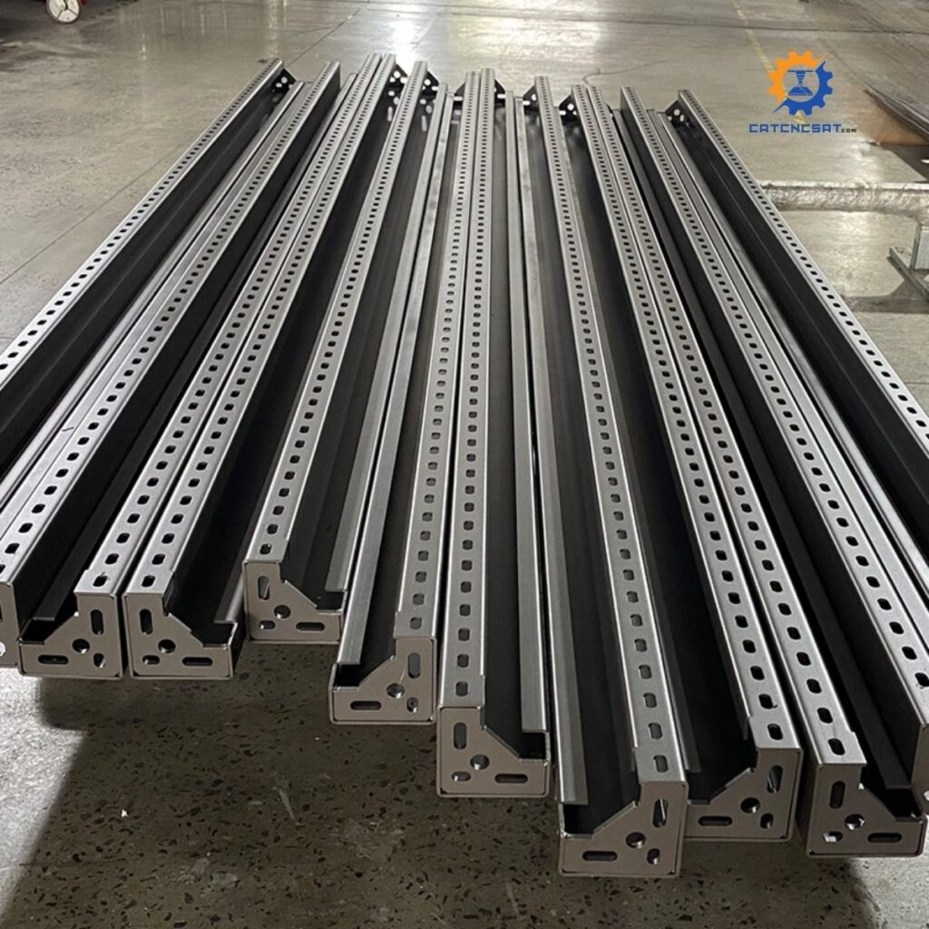 Gia công cắt chấn khung thang máy chính xác